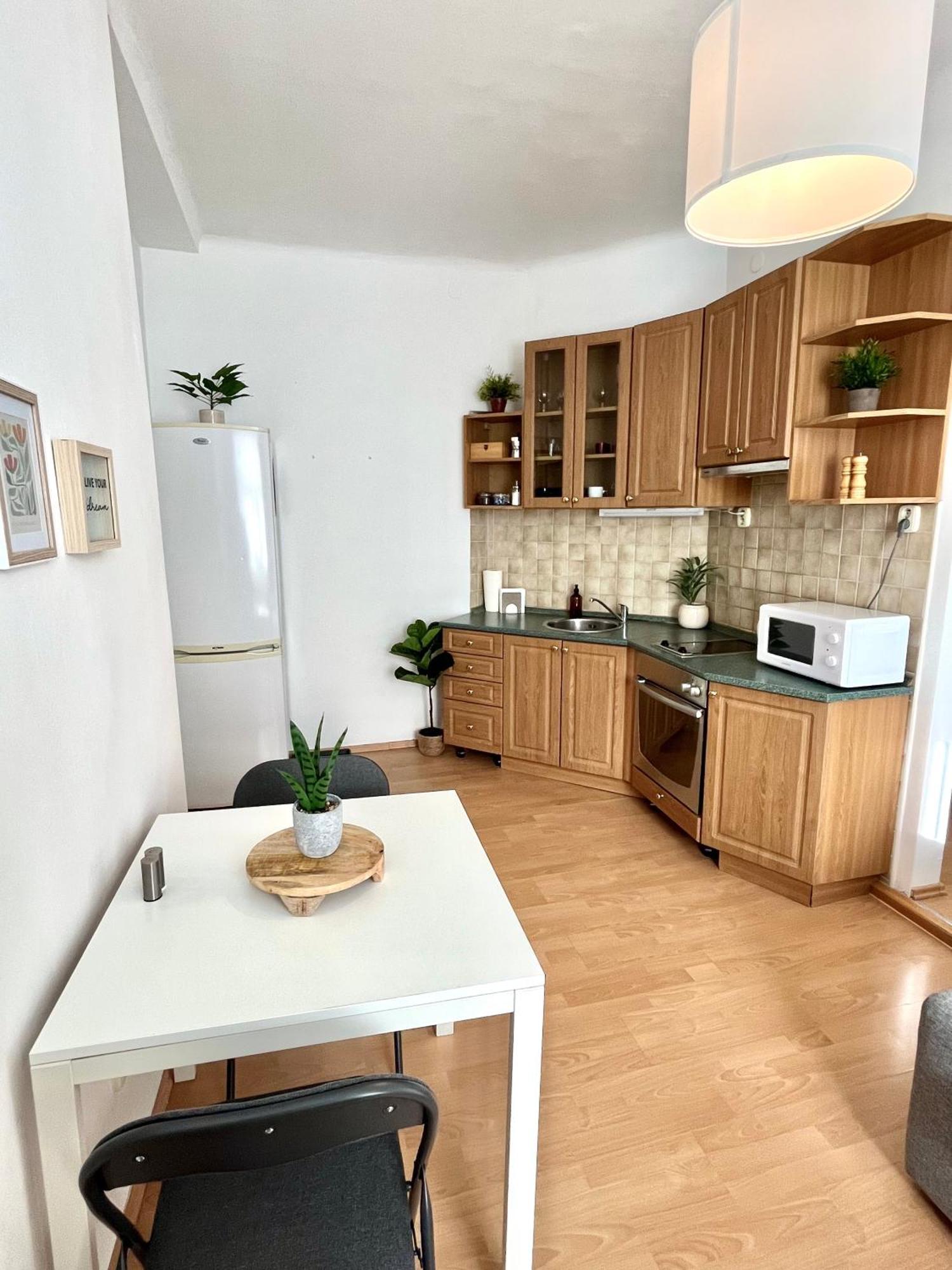 Apartment Caroline - Old Town, Ac Bratislava Exteriér fotografie