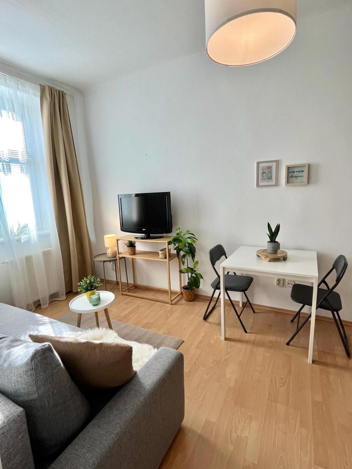 Apartment Caroline - Old Town, Ac Bratislava Exteriér fotografie